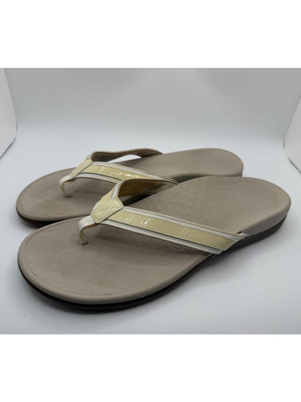 Vionic Tide II Orthotic Thong Flip Flop Sandals Women's Size 12 Cream Shoes